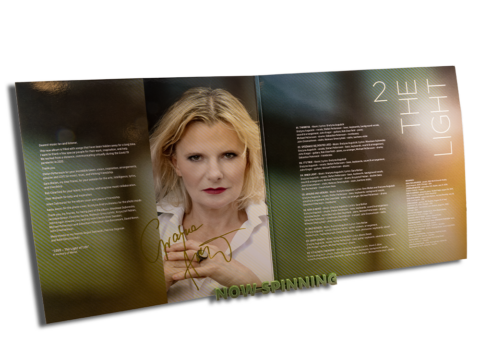 Exclusive Vinyl Release: ‘2 The Light’ Signed by Grażyna Auguścik – Limited Offer!